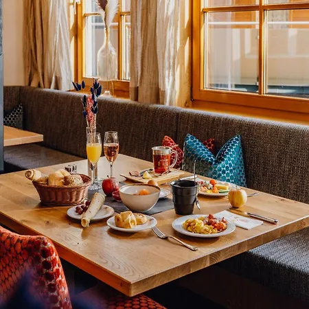 Felsners & Restaurant Hotel 4*