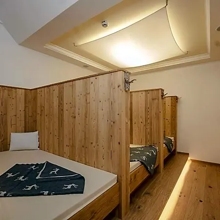 Felsners & Restaurant Hotel 4*